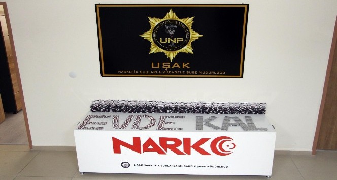 Kargo kolisinden 4 bin 214 adet uyuşturucu hap çıktı