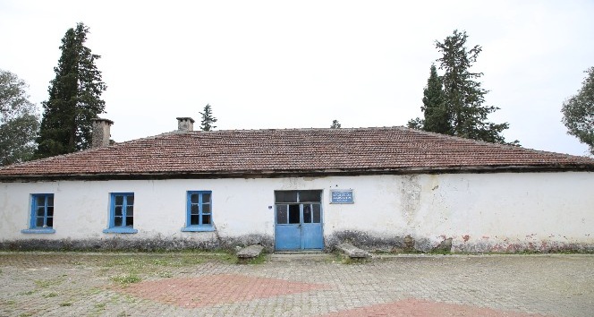 Kaş’ta eski okul binaları hayat buluyor