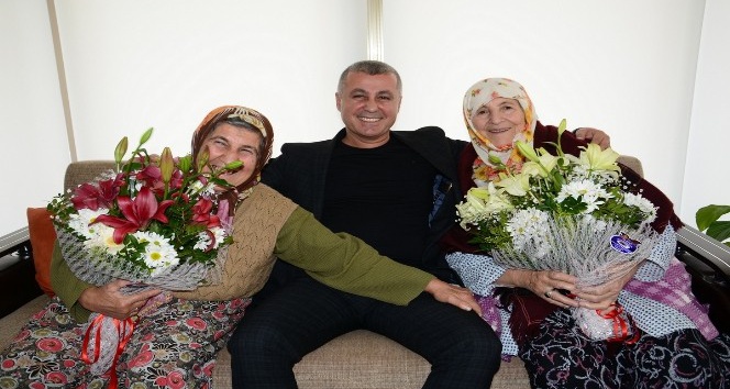 Annelere 10 bin çiçek hediye edilecek