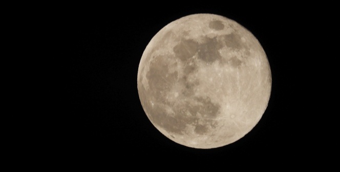 Bu yılın son Süper Ay'ı! Görsel şölen oluşturdu