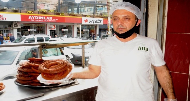 Cizreli esnaf ‘Biz bize yeteriz’ dedi, bir günlük gelirini kampanyaya bağışladı