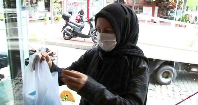 İstanbul’da 1 liralık maske satışı başladı