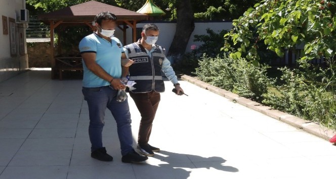 Antalya’da PTT görevlisinin motosikletini çalan şüpheli yakalandı