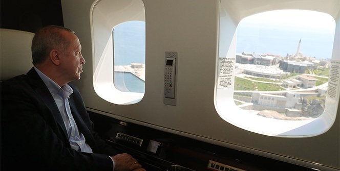 Cumhurbaşkanı Erdoğan, pandemi hastanelerinde incelemelerde bulundu