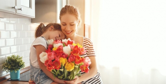 Anneler Günü Mesajları Resimli Sözleri| 10 Mayıs Anneler Günü için güzel anlamlı sözler
