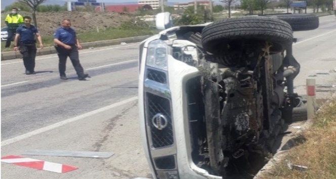 Afyonkarahisar İl Genel Meclisi üyesi ve İl Özel İdaresi Yol Müdürü trafik kazası yaptı