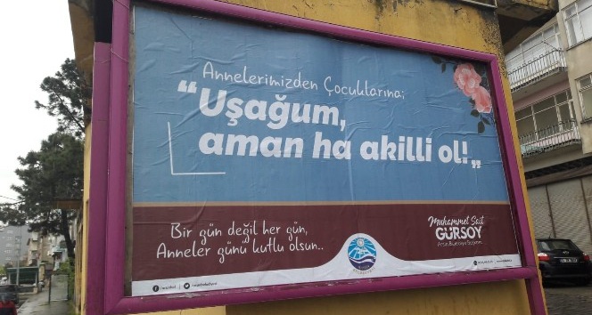 Trabzon’da bilboardlara dikkat çeken Anneler Günü mesajları