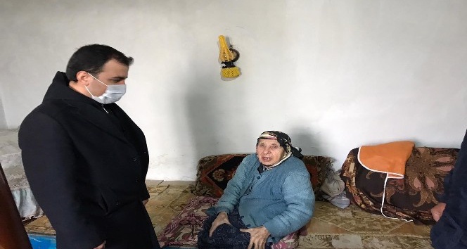Kaymakam Koşal, şehit annesini ve 102 yaşındaki Ümmühan Azer’i ziyaret etti