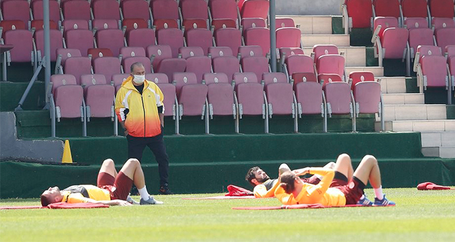 Galatasaray, Fatih Terim yönetiminde ilk kez çalıştı