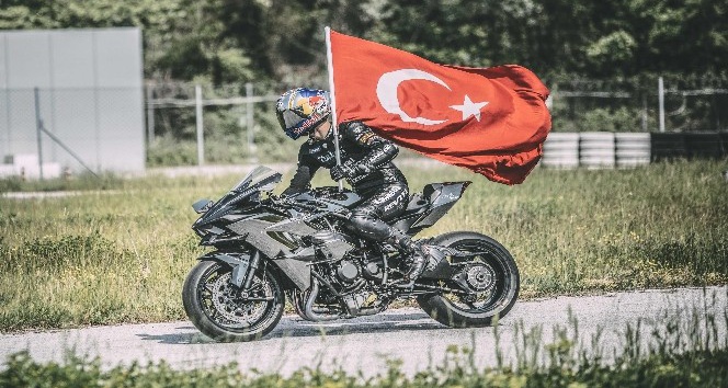 Kenan Sofuoğlu’nun hayat hikayesi film oldu