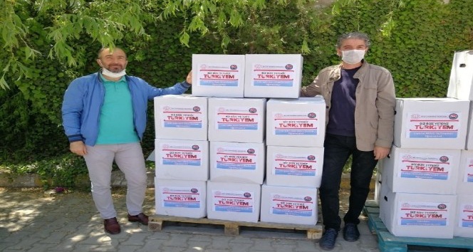 Öğretmenlerce hazırlanan yardım kolileri ihtiyaç sahiplerine ulaştırılacak
