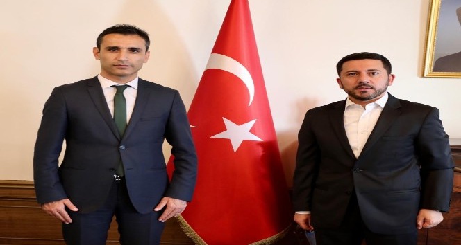 Gençlik ve Spor İl Müdürü Özdemir, Belediye Başkanı Arı’yı ziyaret etti