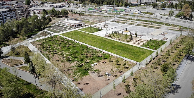 Hain saldırı sonrasında yıkılmıştı o yer Millet Bahçesine dönüştü