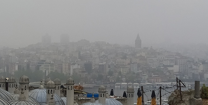 İstanbullular güne sisle uyandı