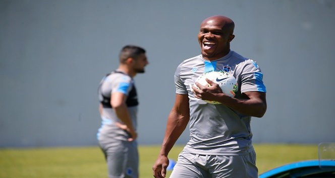 Nwakaeme futbola dönmek için sabırsızlanıyor