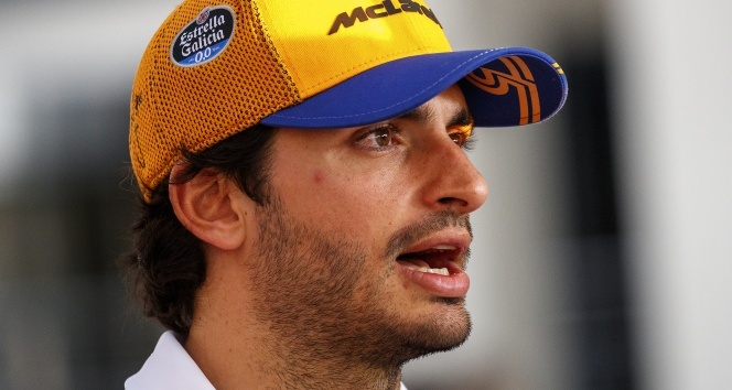 Ferrari, Vettel'in yerine Carlos Sainz'i getirdi