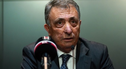 Beşiktaş Kulübü Başkanı Ahmet Nur Çebinin koronavirüse yakalandı