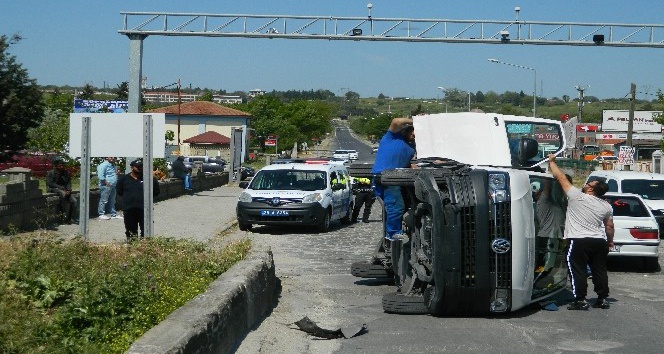 Tarihi köprüde kaza