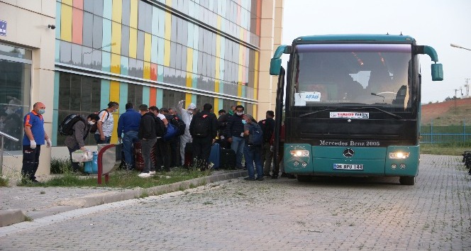 Tanzanya’dan Kırıkkale’ye getirilen 53 kişi, karantinaya alındı