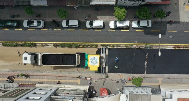Büyükşehir Doğu Gazi Bulvarı’nı sıcak asfaltla buluşturuyor