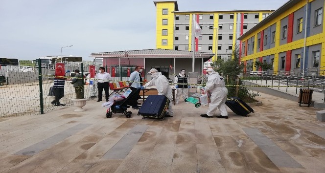 Maldivler’den gelen Türk vatandaşlarının karantina süresi doldu