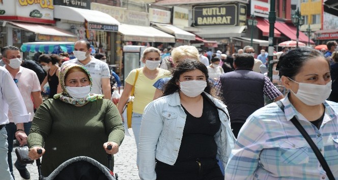 Bayram telaşesi Eskişehirlileri sokağa döktü