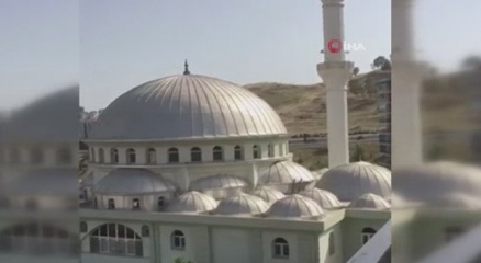 İzmirde akıl almaz olay! Cami hoparlörlerinden Çav Bella çalındı