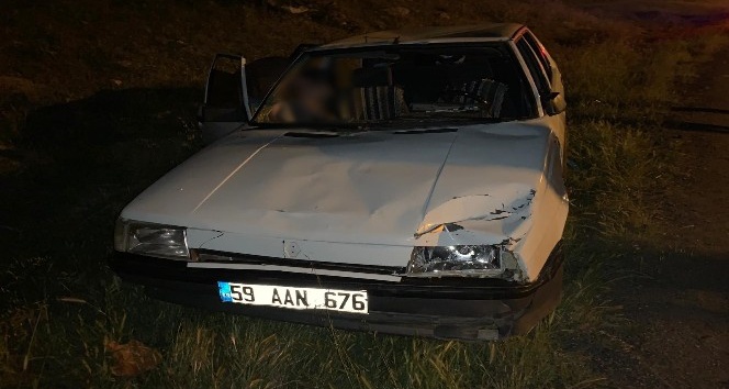 Kontrolden çıkan otomobil yayalara çarptı:1’i ağır 2 yaralı