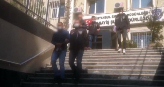 İstanbul’da kuyumcu soyguncuları kamerada