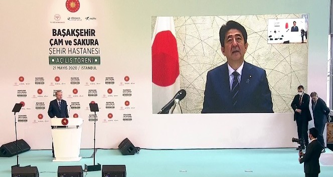 Japonya Başbakanı Abe: &quot;Geliştirdiğimiz ilacı Türkiye’ye bağışlıyoruz&quot;