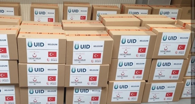 Belçika’da kaderine terk edilen mültecilere YTB desteğiyle yardım eli uzandı