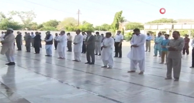 Pakistan’daki uçak kazasında ölenler için cenaze töreni düzenlendi