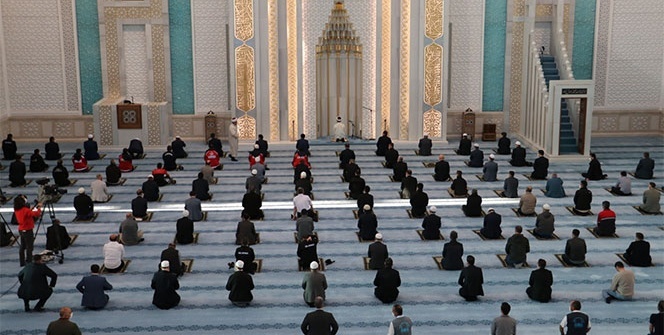 Başkent'te bayram namazı