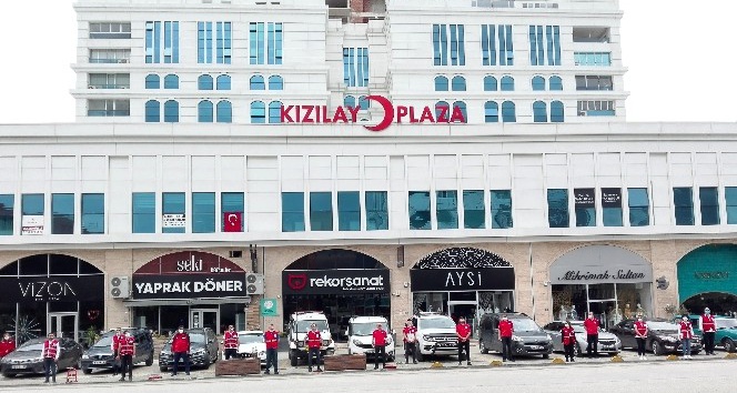 Türk Kızılay Bursa, sessiz bayramda umudun sesi oldu