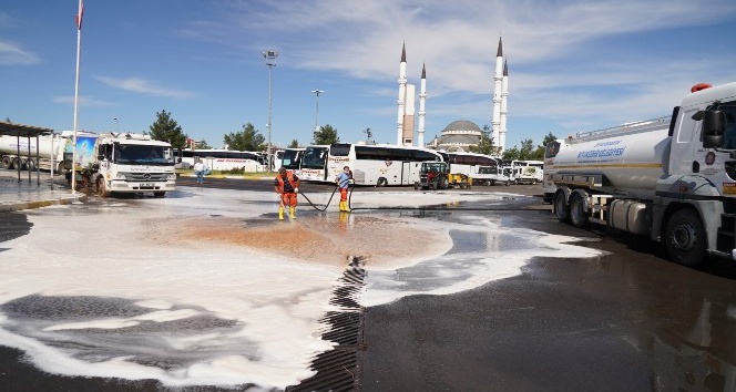 Büyükşehir Belediyesi Otogar’da A’dan Z’ye temizlik çalışması yürüttü