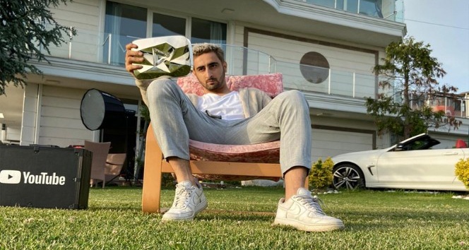 Türk Youtuber İlyas Ay’ın videosu Youtube tarihinde en çok izlenen 8. video oldu