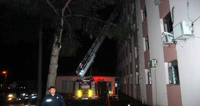 Bayramiç Devlet Hastanesi’nde yangın