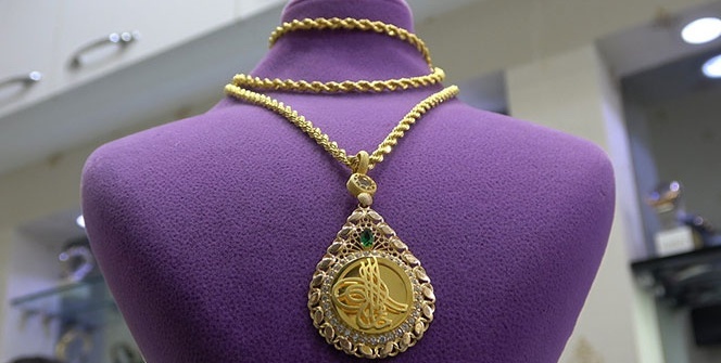 Altın ve döviz satışında vergiyle ilgili bilinmesi gerekenleri uzmanı anlattı