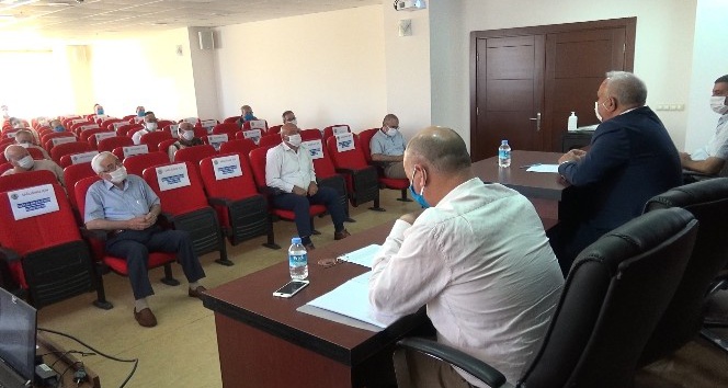 Erdemli Belediye Meclisi’nden sağlık çalışanlarına vefa
