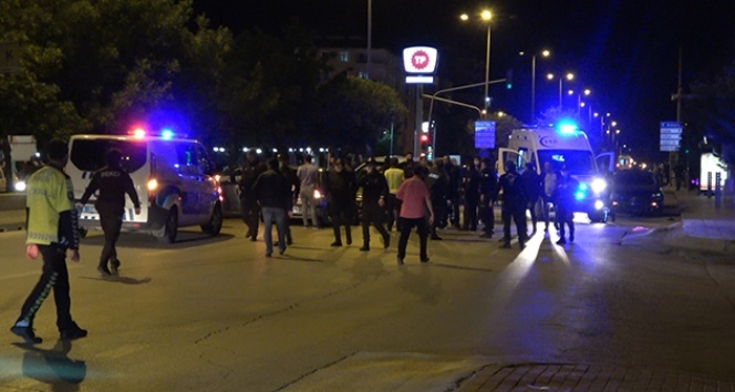 Kırıkkale&#039;de silahlı kavga, 2&#039;si polis 7 yaralı var