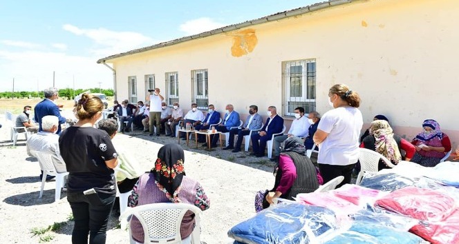 Milletvekili Kahtalı ve Başkan Çınar, mahalleleri ziyaret etti