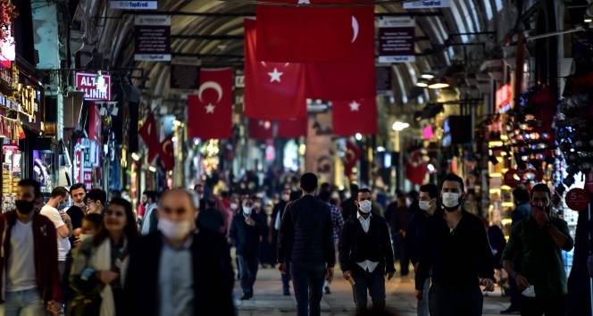 İstanbul’un çarşılarında normalleşme yoğunluğu