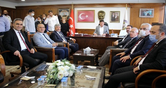 İYİ Parti Genel Başkan Yardımcısı Ergun’dan Başkan Özcan’a ziyaret