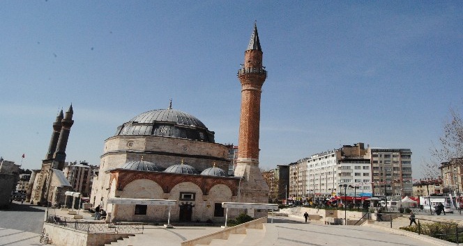 Sivas’ta bin 362 cami bulunuyor