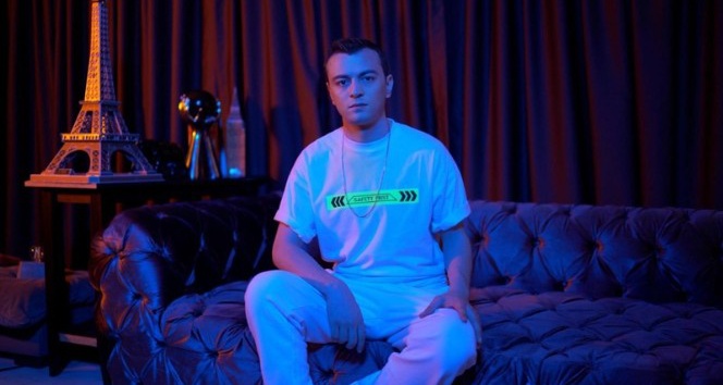 ABD’li yıldız Mariah Carey, Türk şarkıcı Harun Sürek’in eserine talip oldu