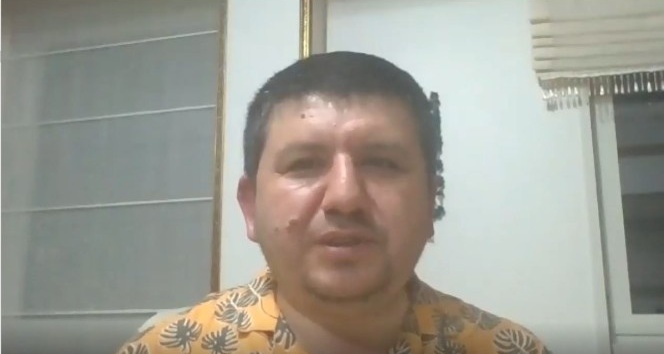 Üniversitede E-Kıraathane Söyleşisi sürüyor