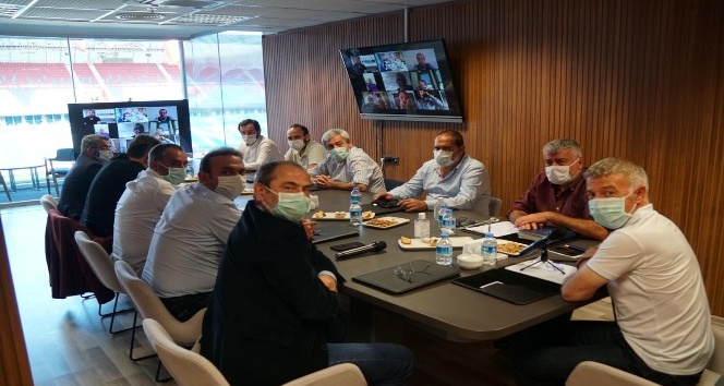 Trabzonspor yönetimi toplandı