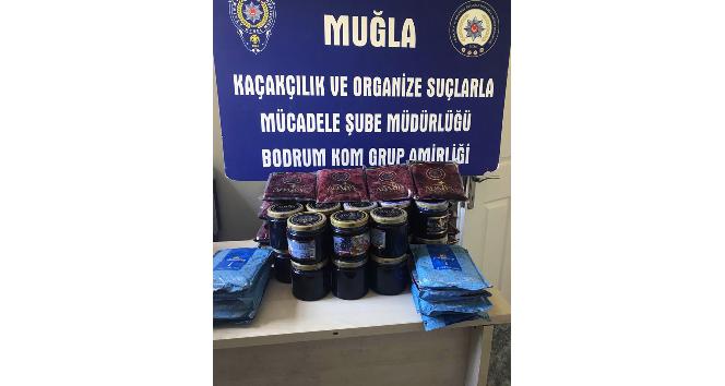 Bodrum’da gümrük kaçağı cinsel içerikli ürün operasyonu