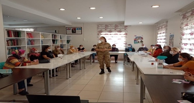 Kilis’te aile içi şiddet ile mücadele eğitimi