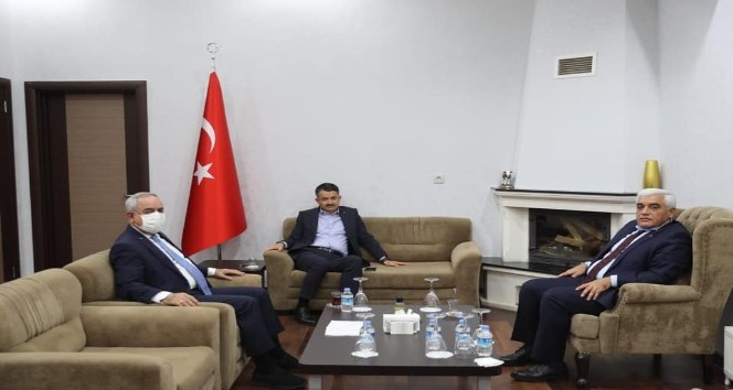 Milletvekili Dülger Bakan Pakdemirli ile bir araya geldi